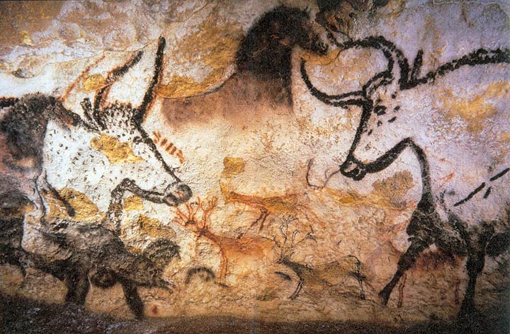 Painting in the Grotte de Lascaux, by Prof saxx via Wikimedia Commons